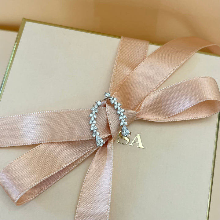 Silver teardrop zircone set