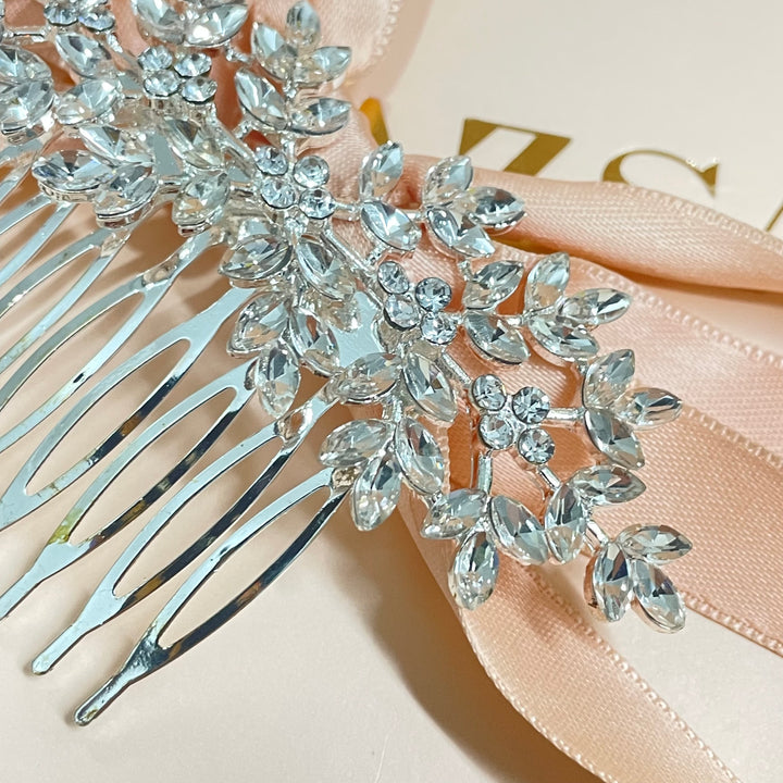 Delicate marquise comb in gold or silver