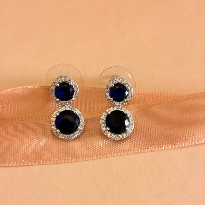 Double round navy blue zircone earrings