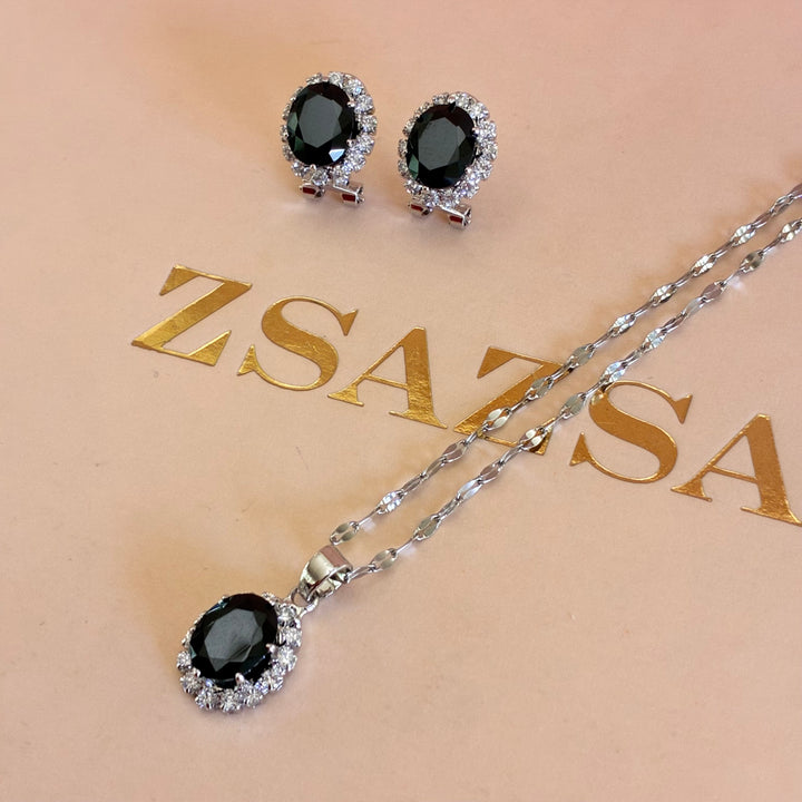 Black oval zircone dainty set
