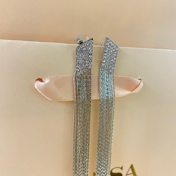 Elegant fringe earrings