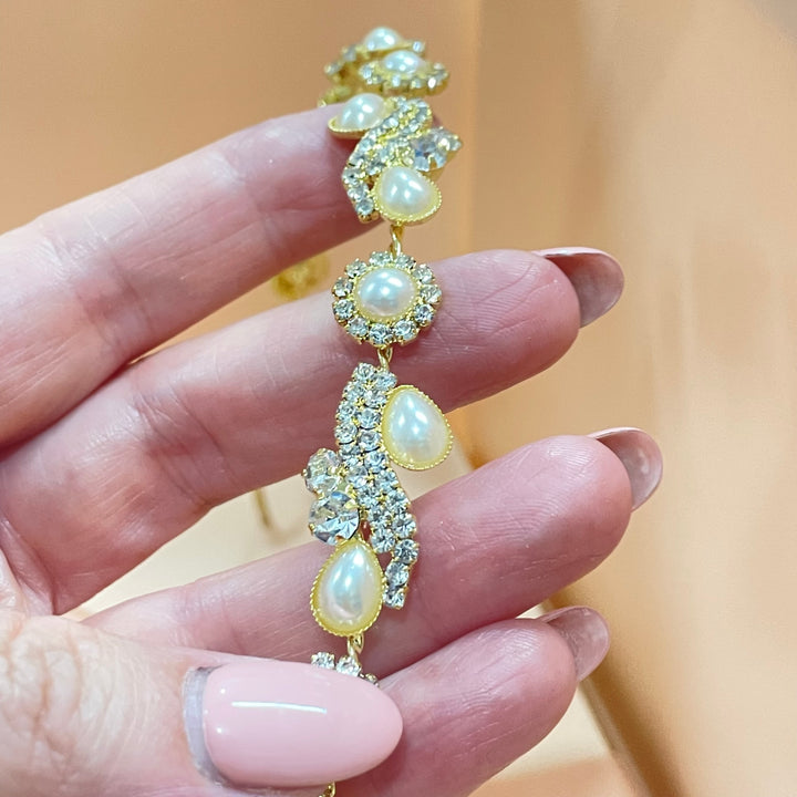 Gold and pearl teardrop headpiece