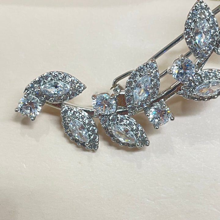 Silver dainty cubic zircone leaf hair clip