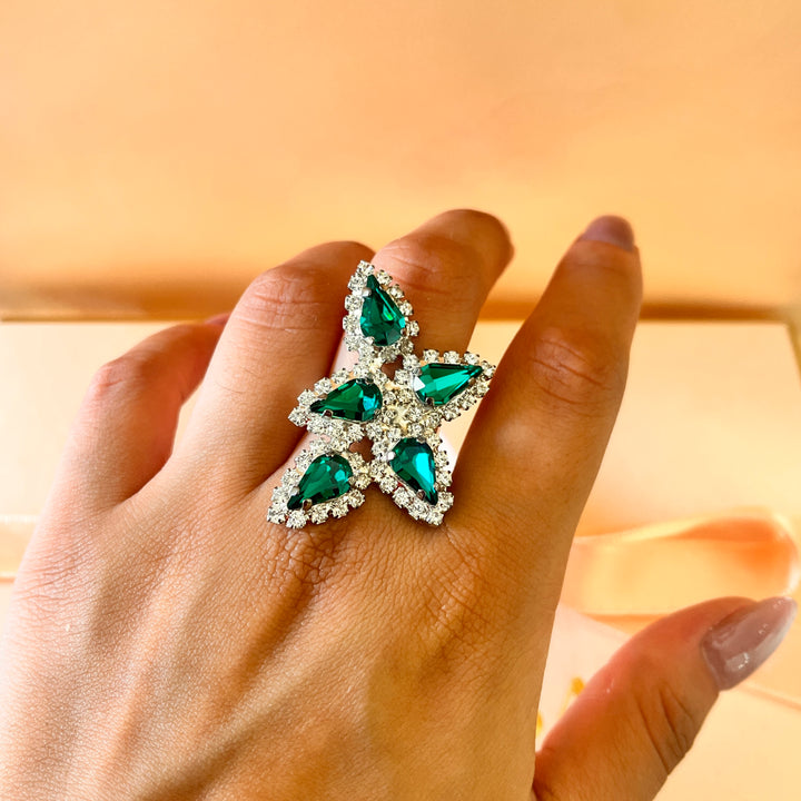 Dark green teardrop preciosa crystal set