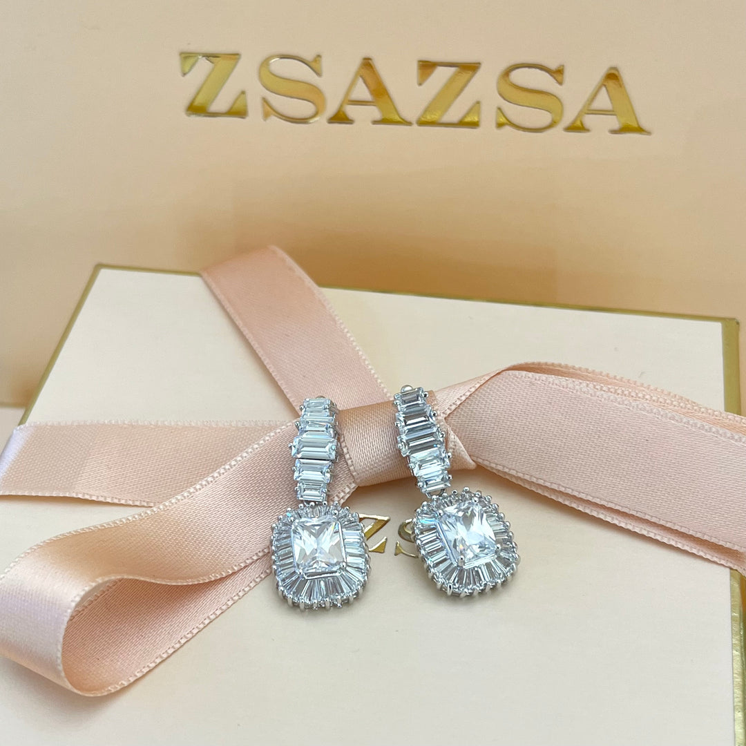 Silver zircone square earrings