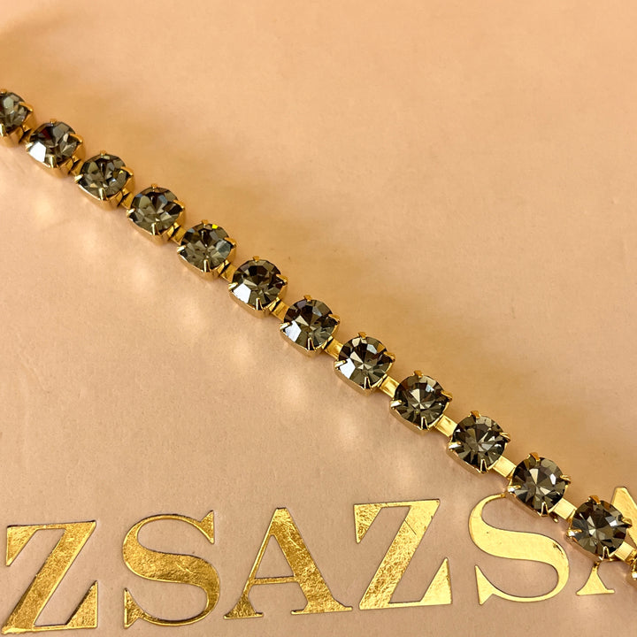 Grey Preciosa crystals set