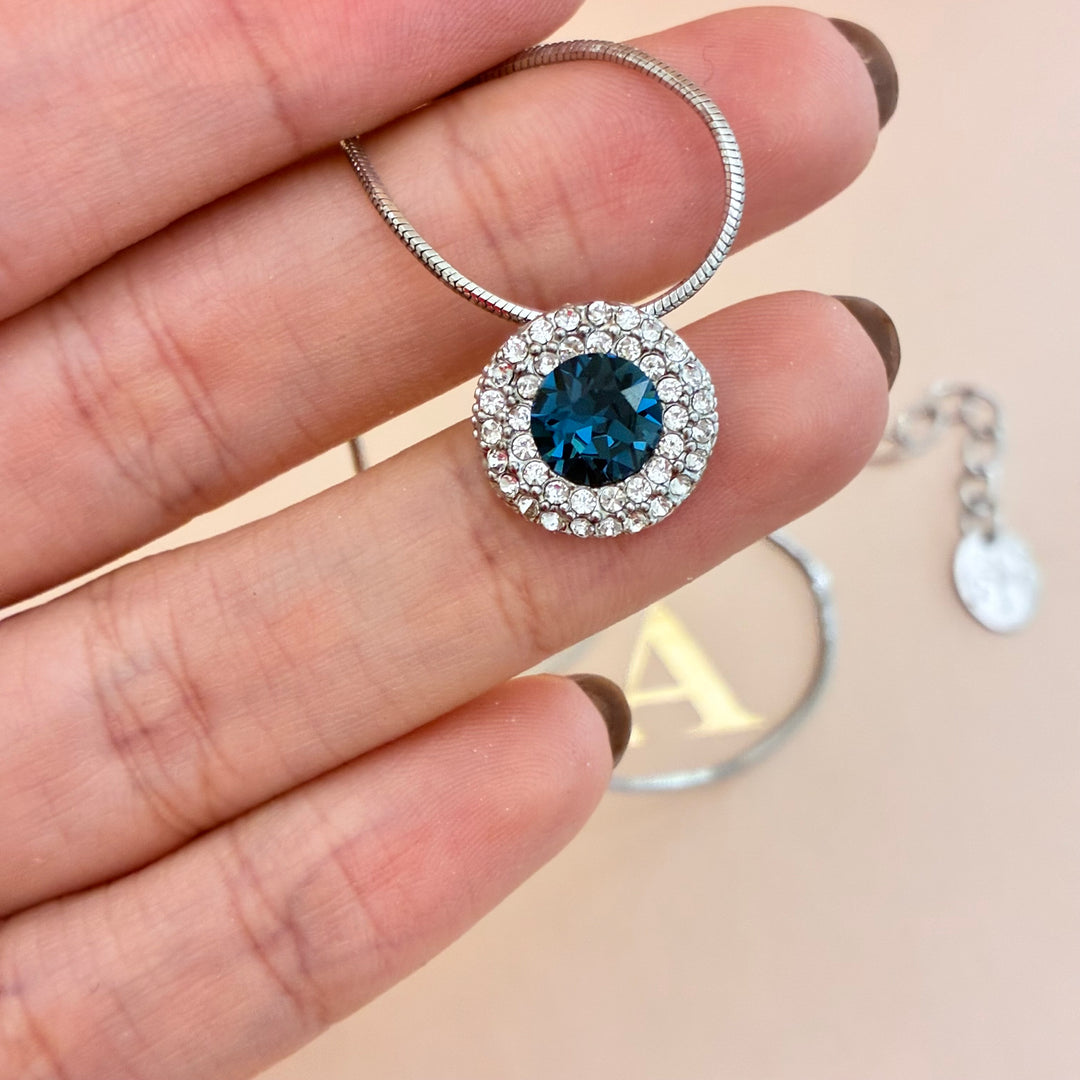 Round navy blue zircone set