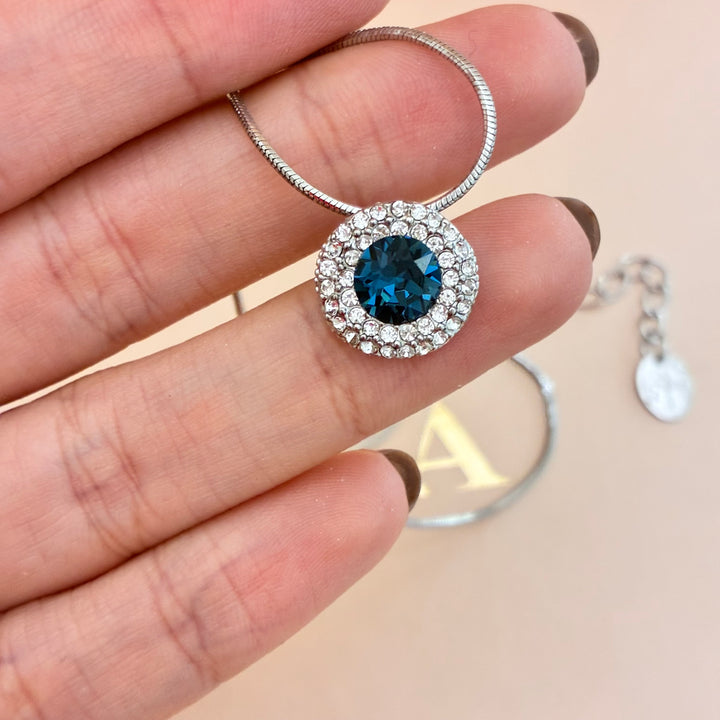 Round navy blue zircone set