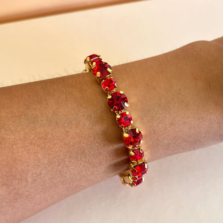 Red preciosa crystals bracelet