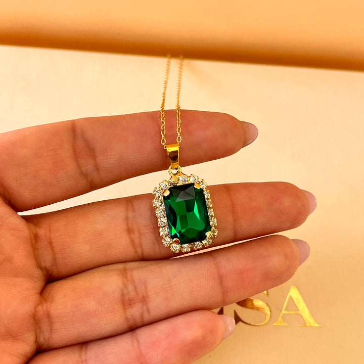 Dark green rectangular Preciosa crystals pendant and ring