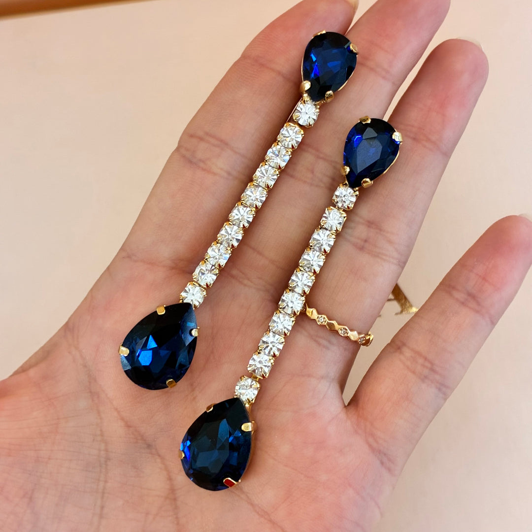Navy blue teardrop Preciosa crystals set