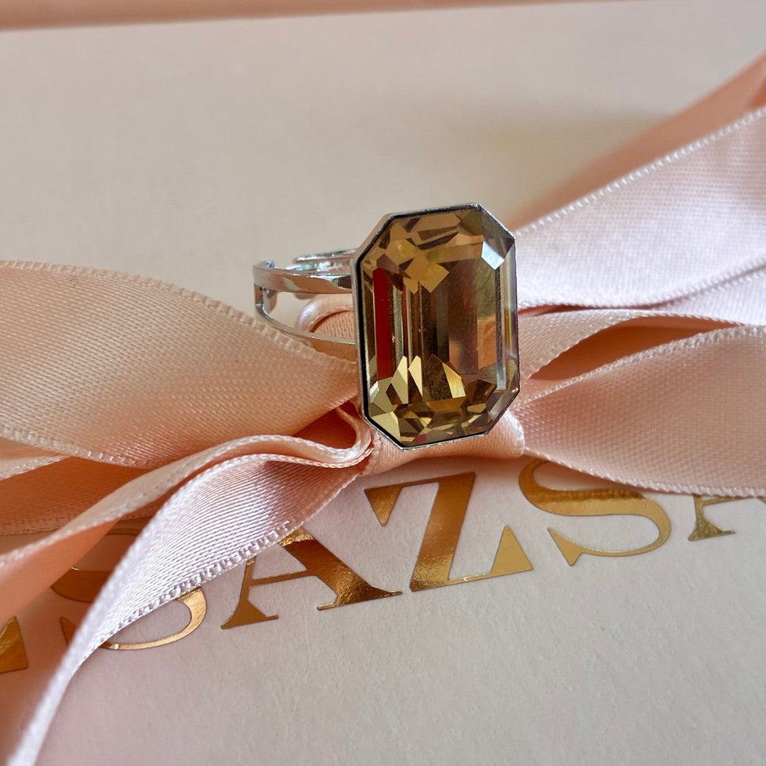 Bronze rectangular Preciosa crystals ring