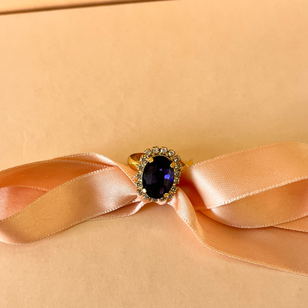 Purple oval preciosa crystals set