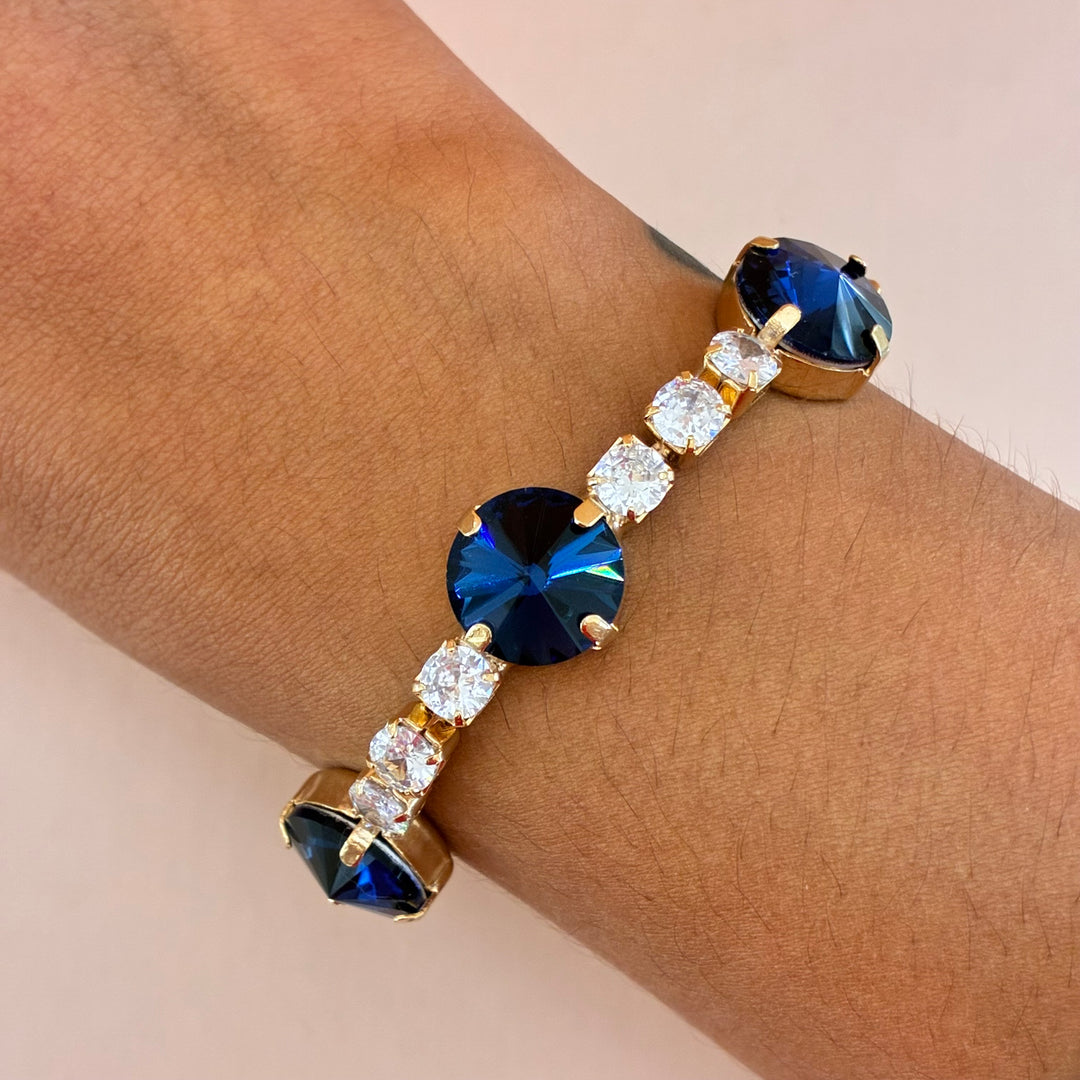 Round navy blue preciosa crystals set