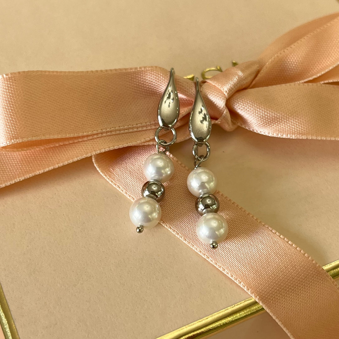 Heart grey & pearls set