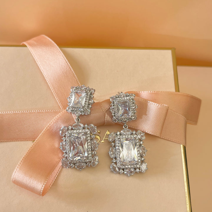 Silver zircone rectangular earrings