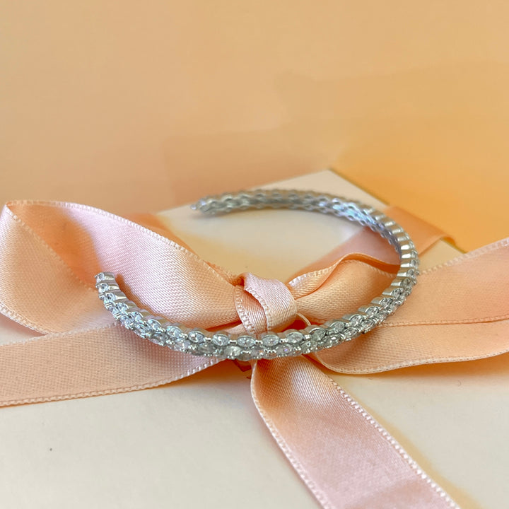 Open silver zircone bangle