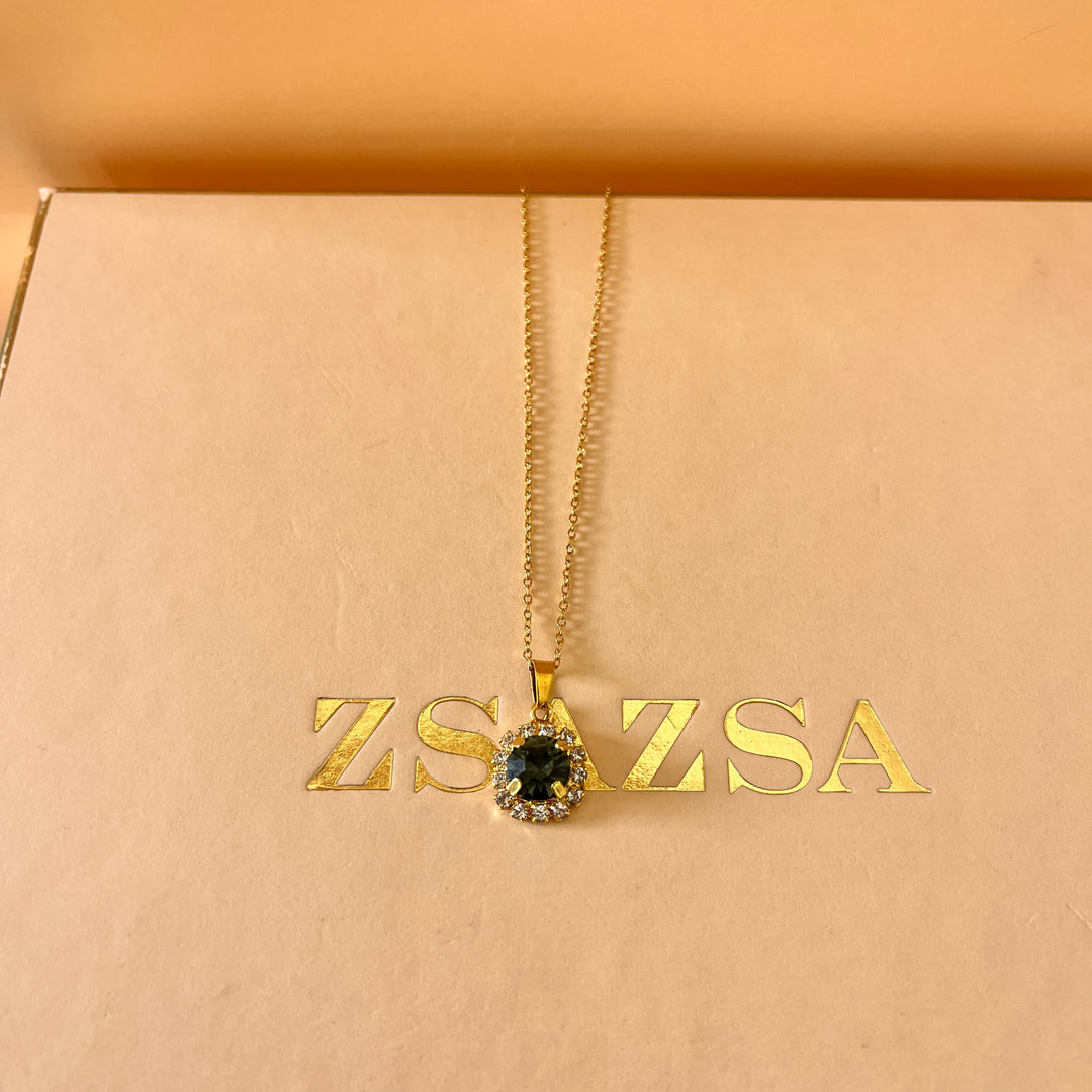 Grey flower preciosa crystals set