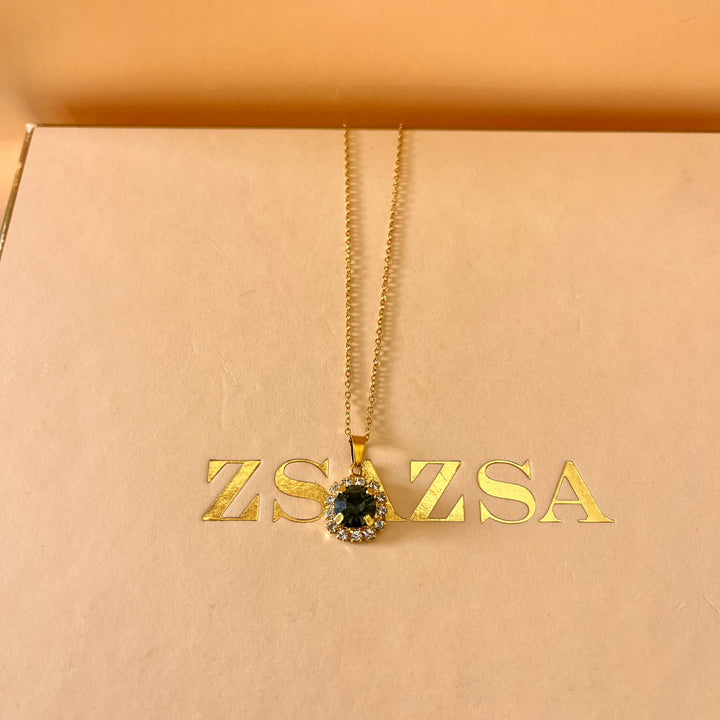 Grey flower preciosa crystals set