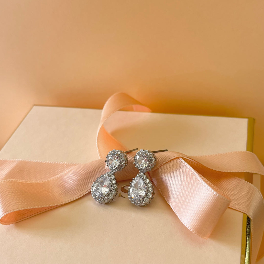 Silver zircone teardrop earrings