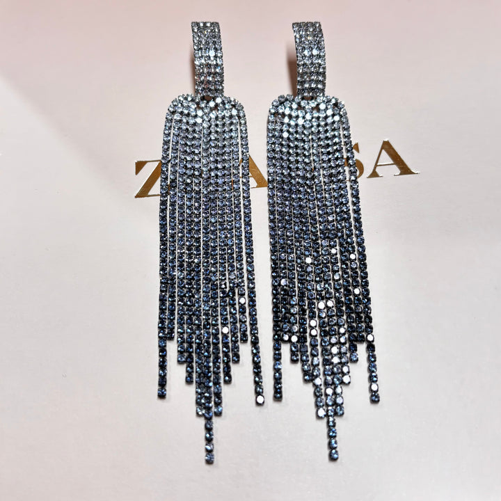 Elegant grey earrings