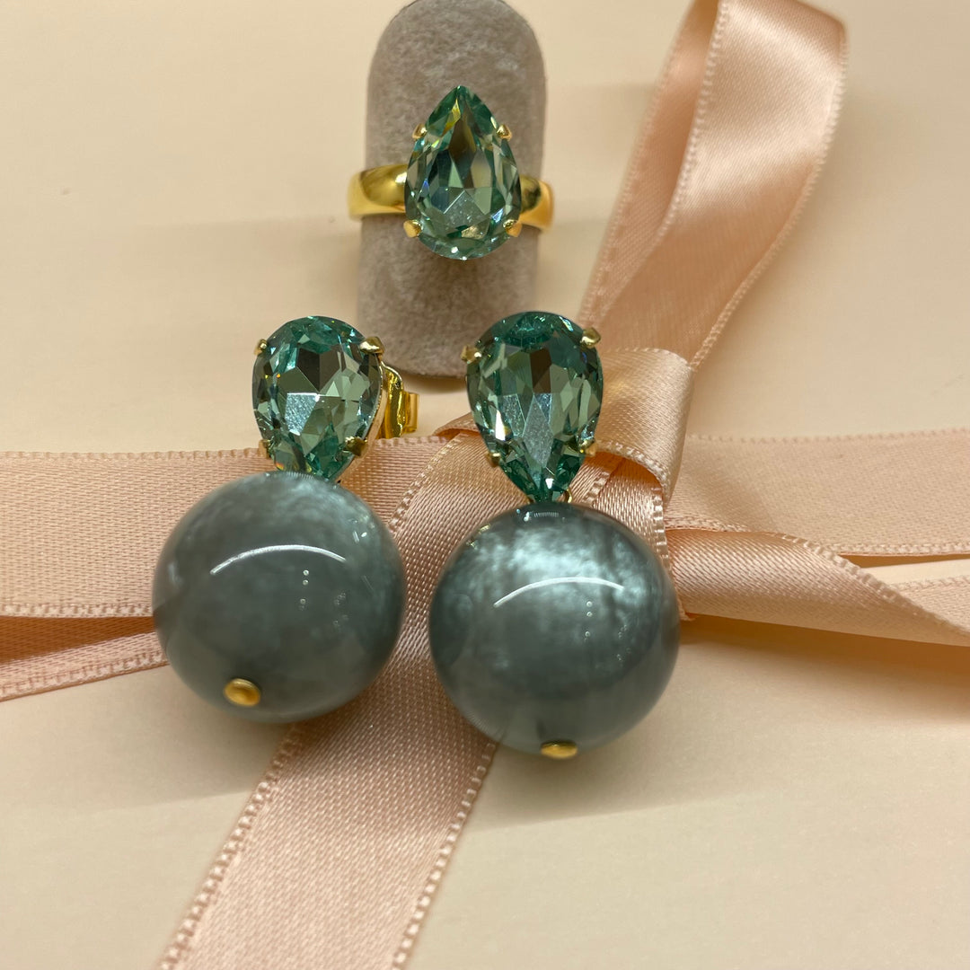 Green set Swarovski crystals