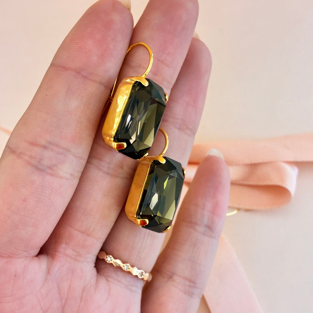 Bronze preciosa crystals hooks