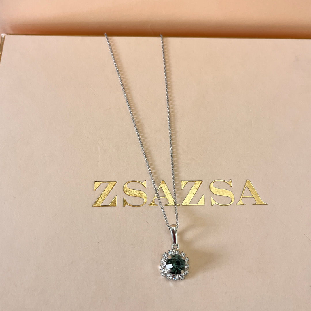 Grey flower preciosa crystals set