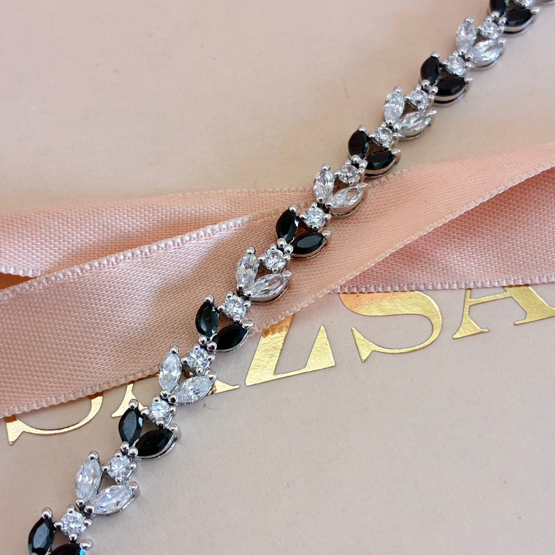 Marquise black dainty zircone bracelet