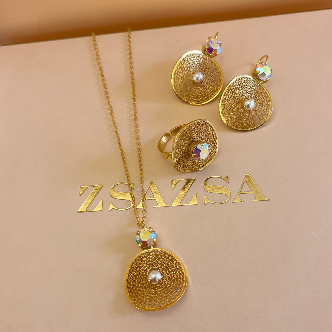 Aurora borealis Swarovski crystals and pearls set