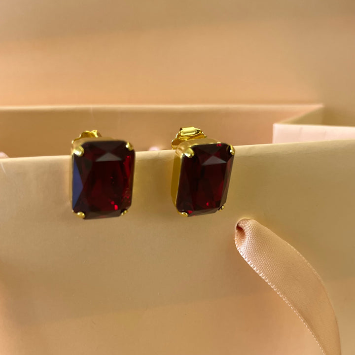 Dark red preciosa Crystals set