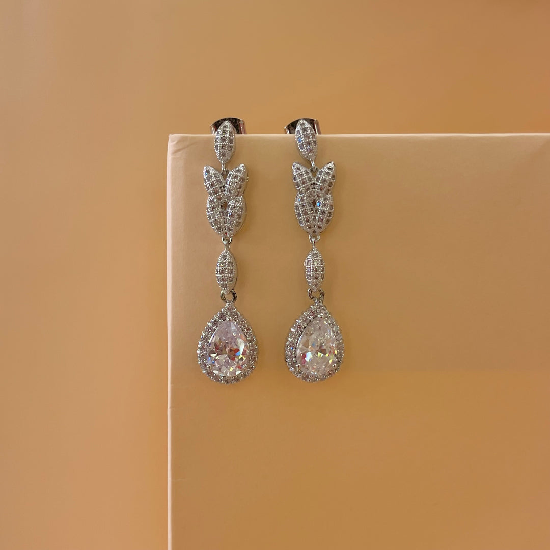 Silver zircone teardrop earrings