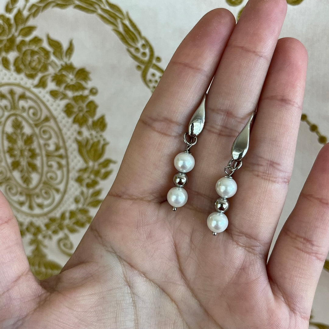 Heart grey & pearls set