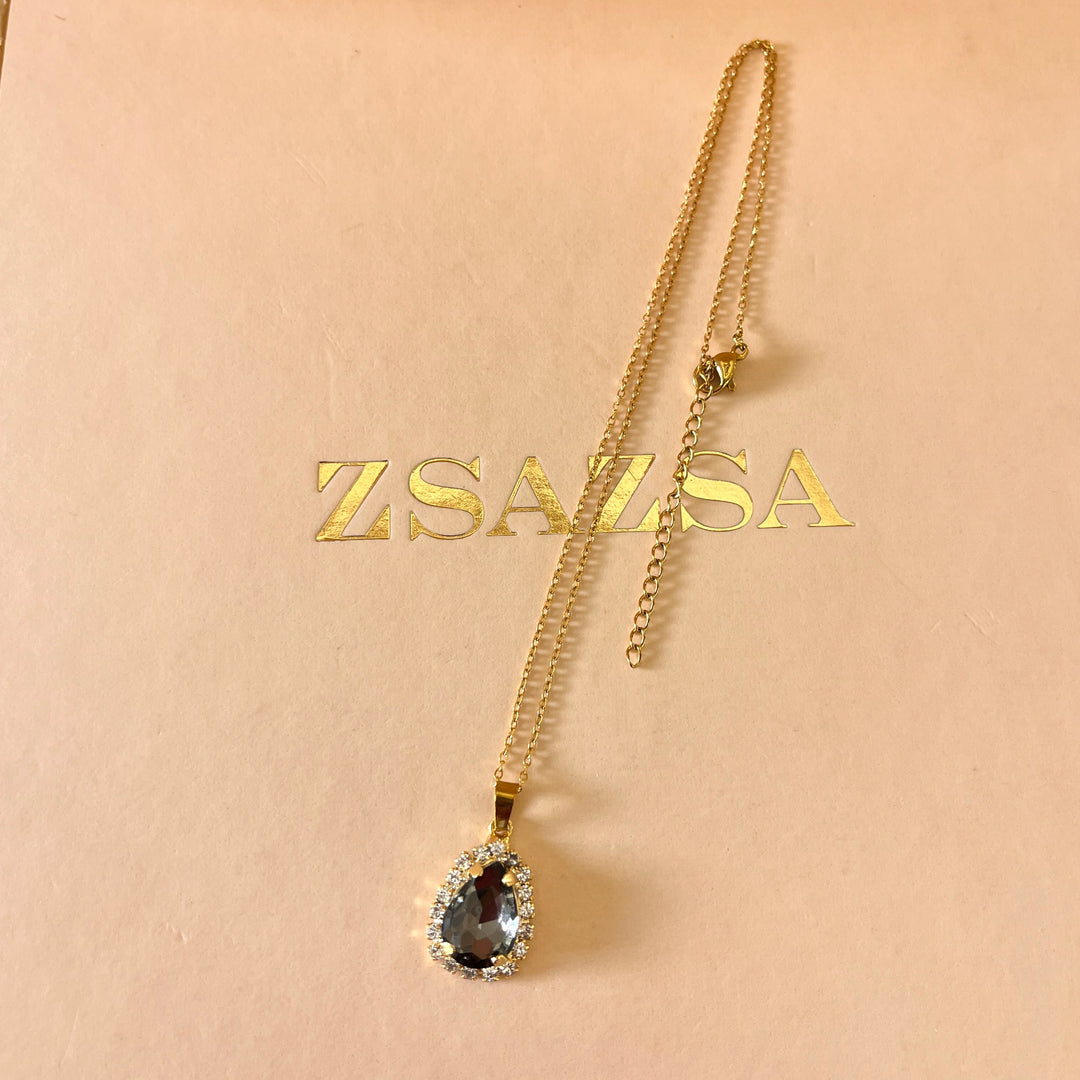 Grey teardrop preciosa crystals set