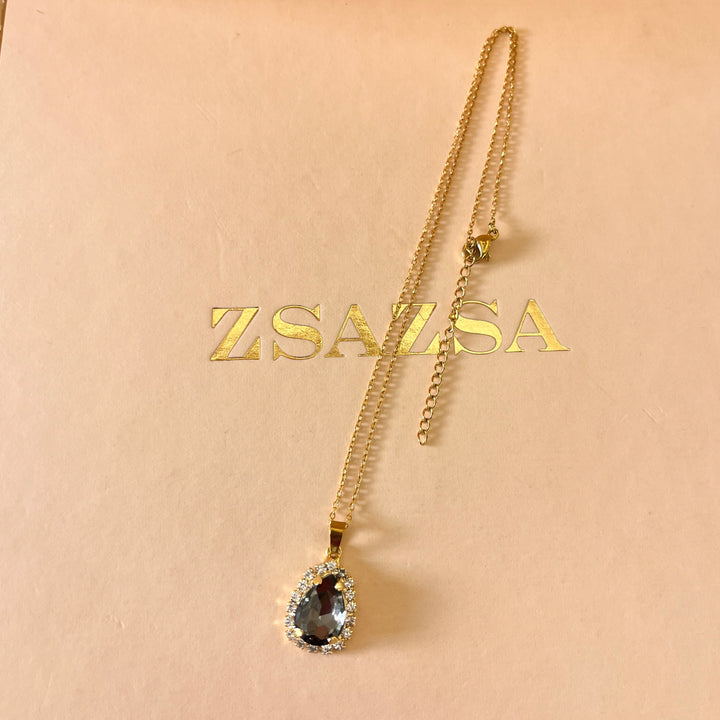 Grey teardrop preciosa crystals set