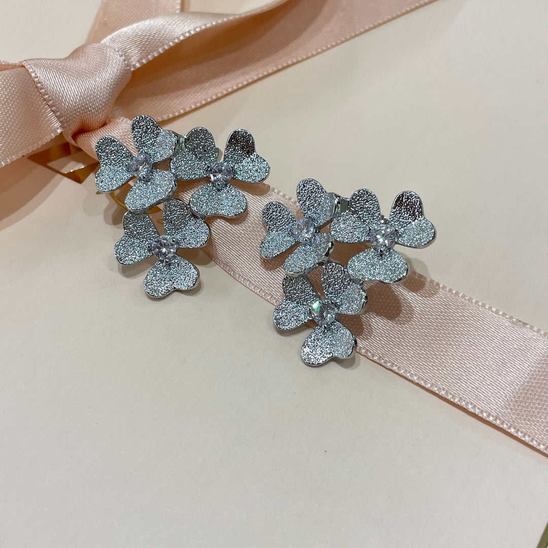 Flower earrings