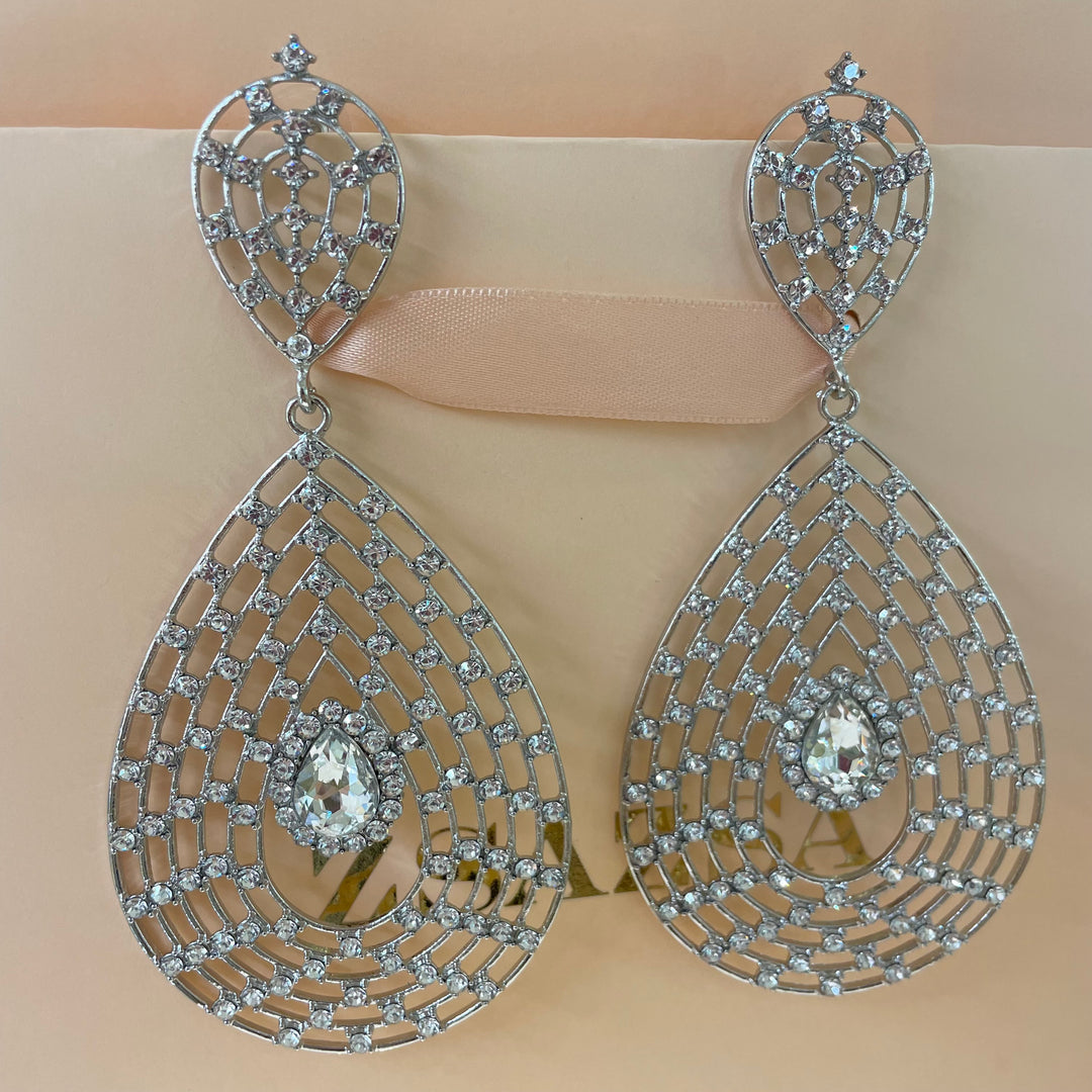 Big teardrop earrings