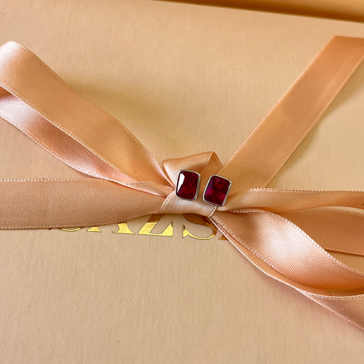 Red rectangular zircone set