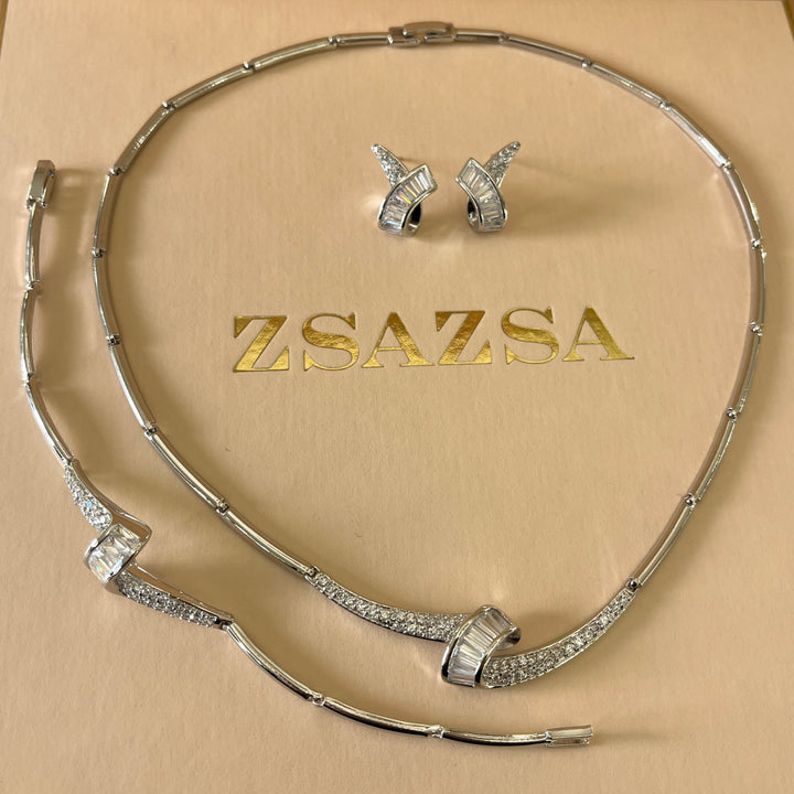 Silver zircone twisted baguette set