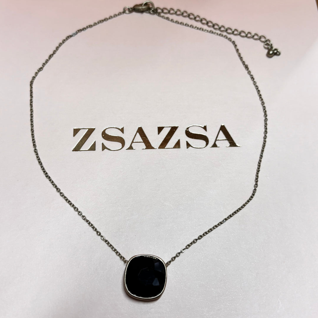 Black rhinestone gold pendant