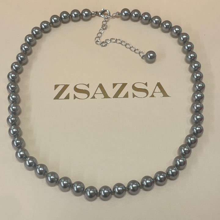 Grey pearls necklace