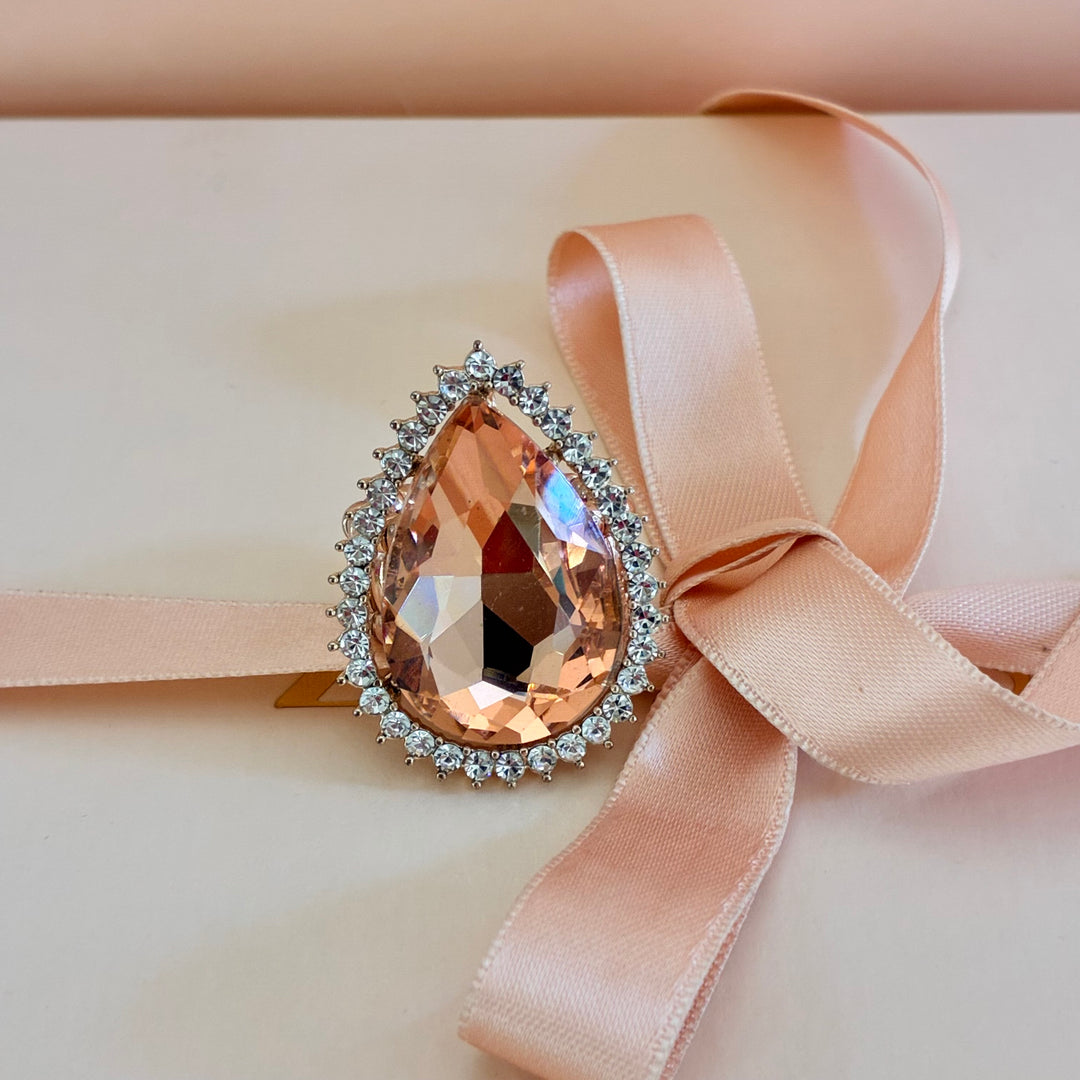 Teardrop peach rhinestone elasticated ring