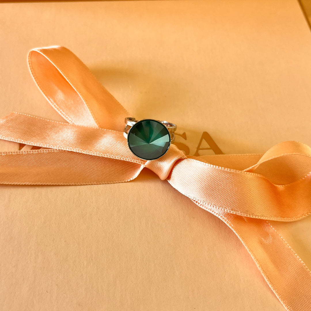 Dark green Swarovski crystals set