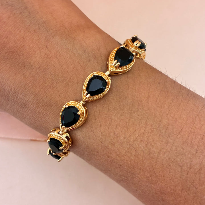 Teardrop black zircone bracelet