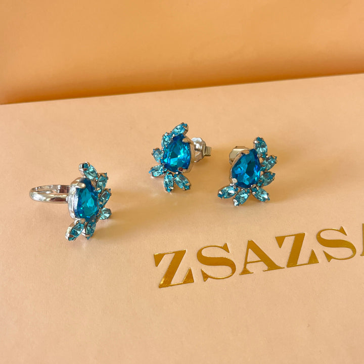 Turquoise Swarovski crystals studs and ring