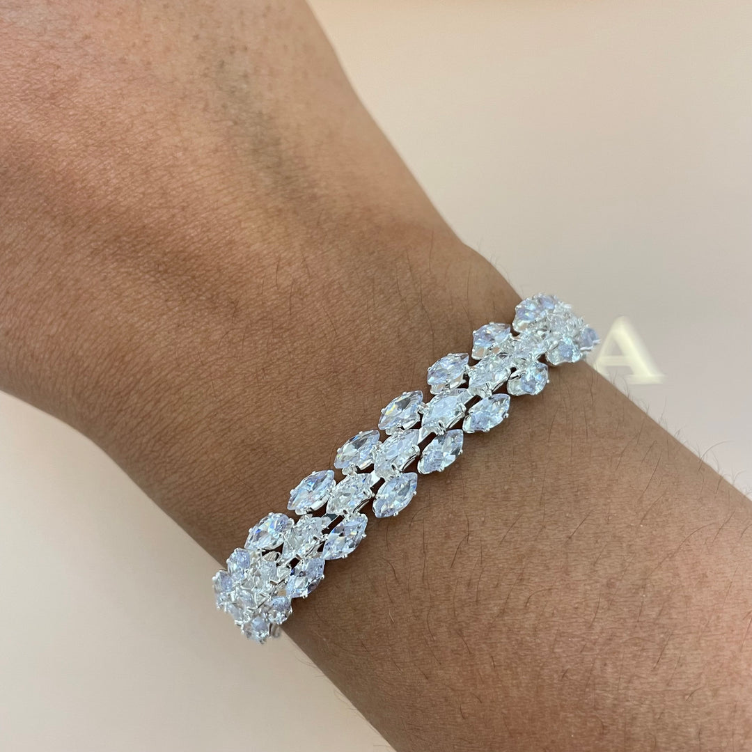 Marquise bracelet