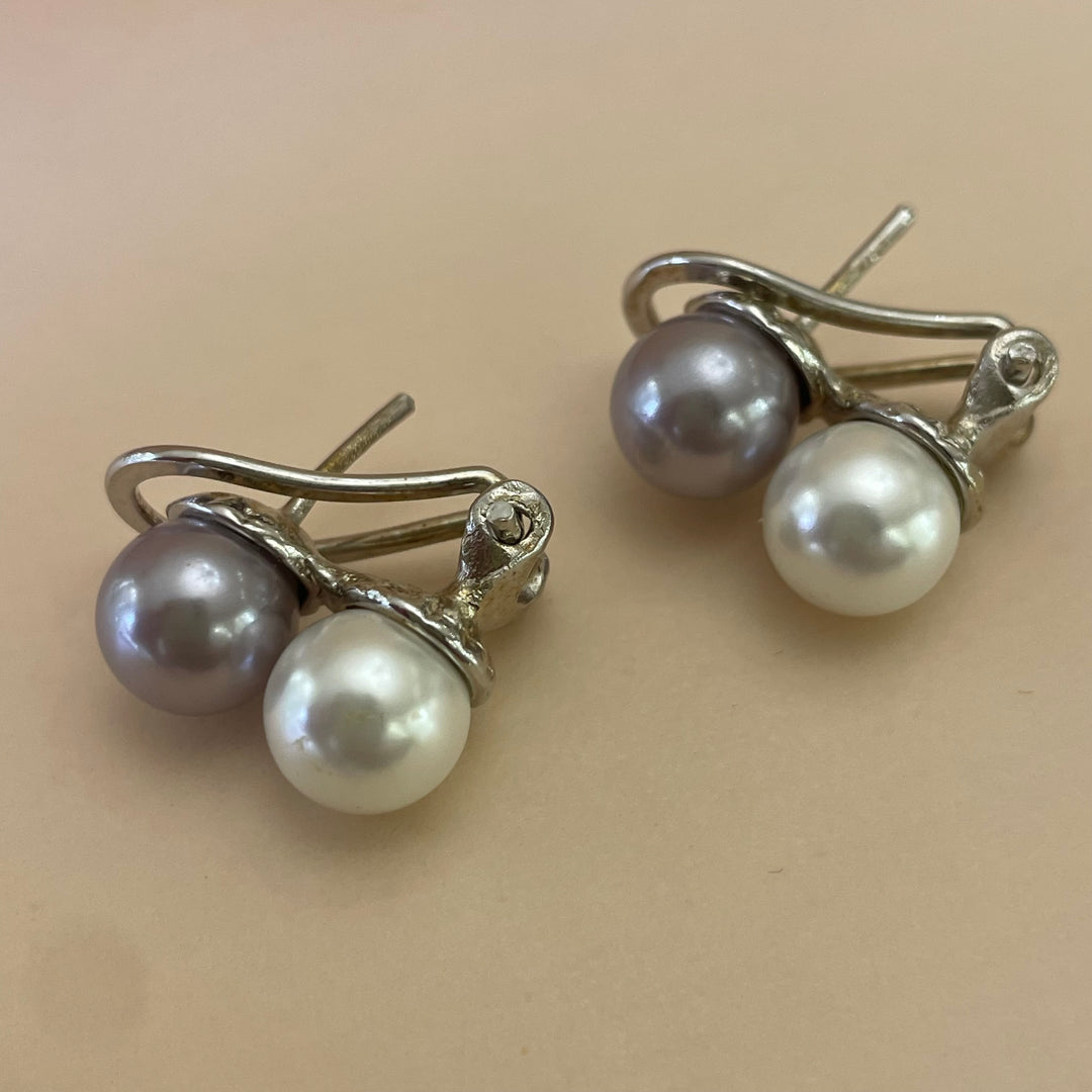 Grey & white pearls studs