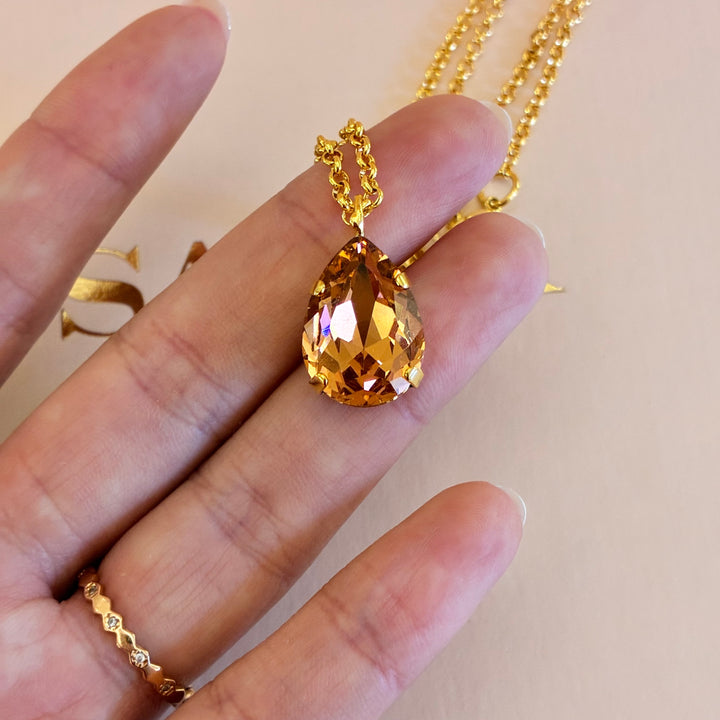 Teardrop Peach Preciosa crystals gold plated set