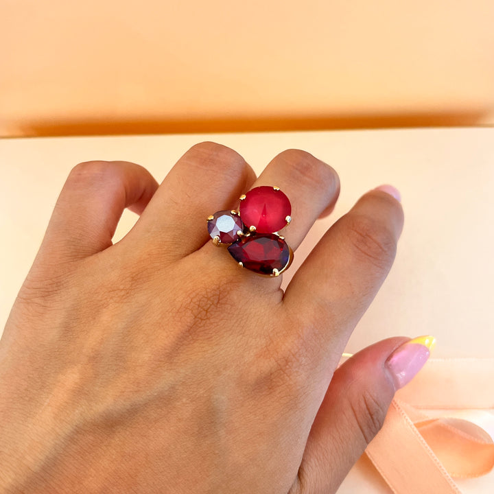 Shade of red Swarovski crystals ring