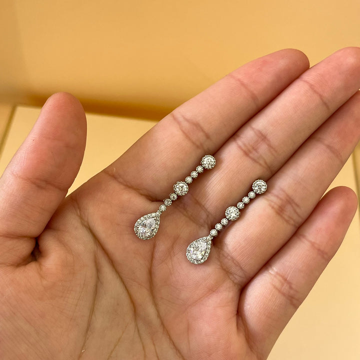 Silver zircone teardrop set